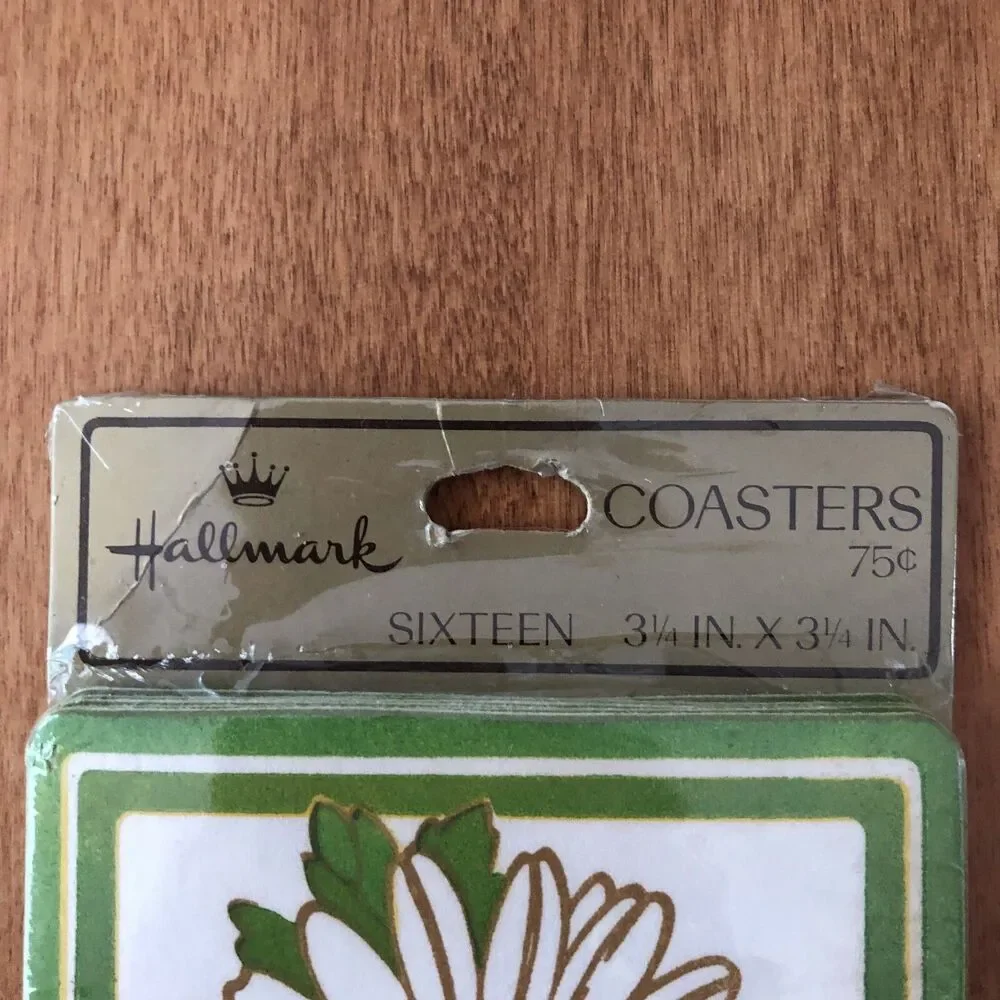 Hallmark Coaster Set Flower Daisy 16 Pieces Party Entertaining VINTAGE NEW